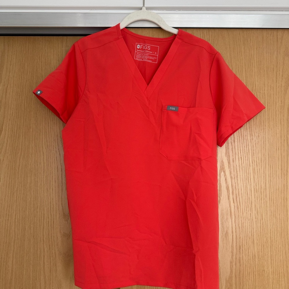 Figs Fireside Catarina One Pocket Scrub Top